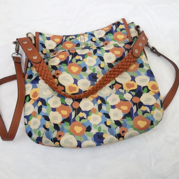 Relic Floral Print Crossbody Purse Handbag - Picture 3 of 6